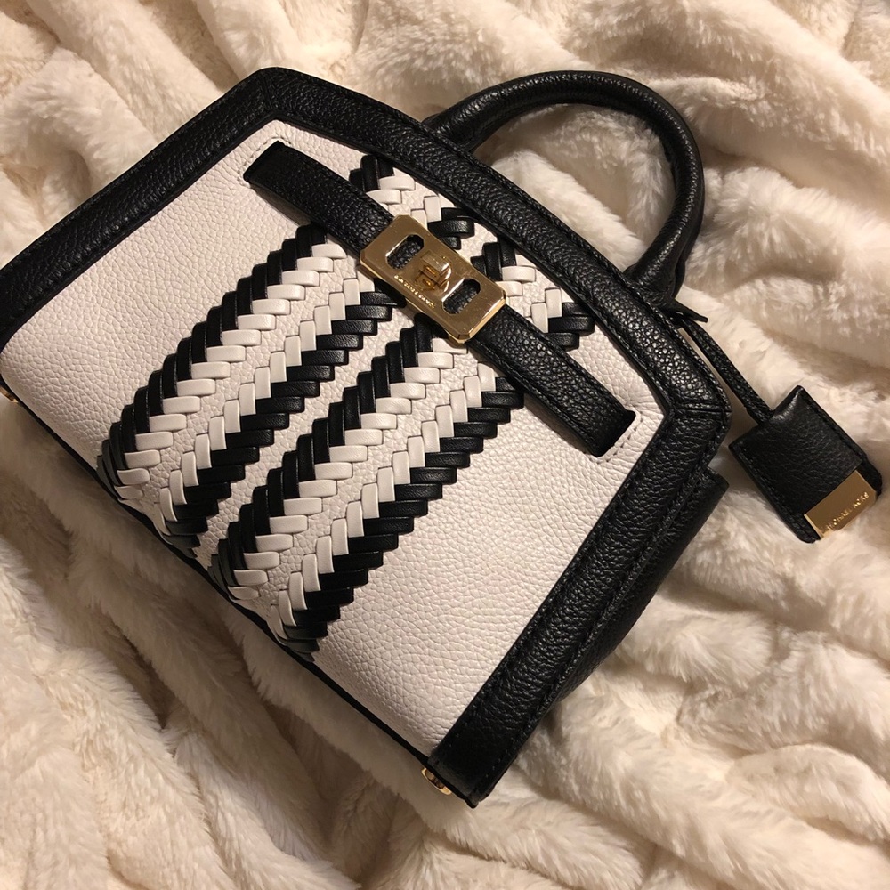 Michael Kors - Black & White Woven Bag